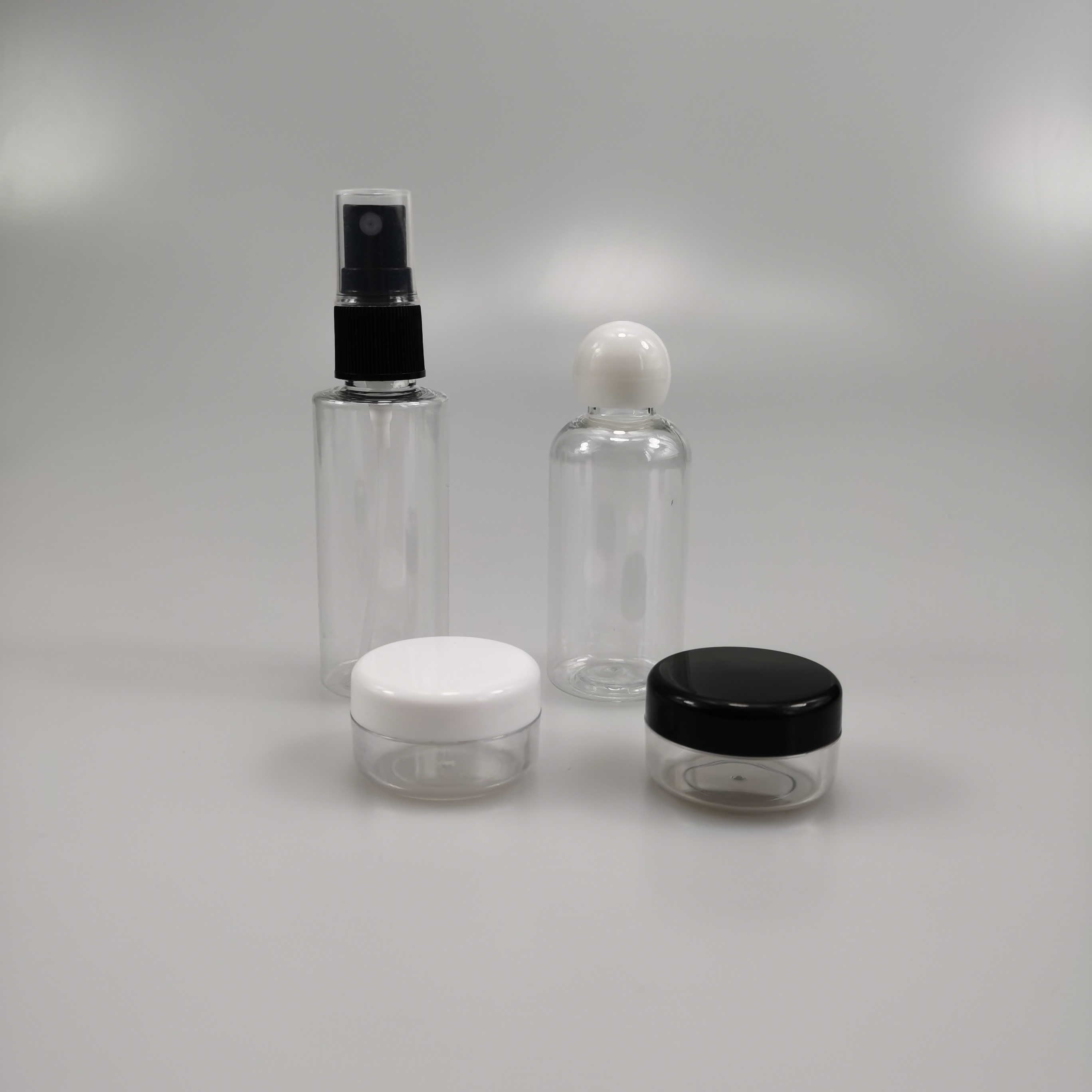 Leak-Proof Travel Bottles Set for Toiletries Sealing Type PUMP SPRAYER Body Material PET