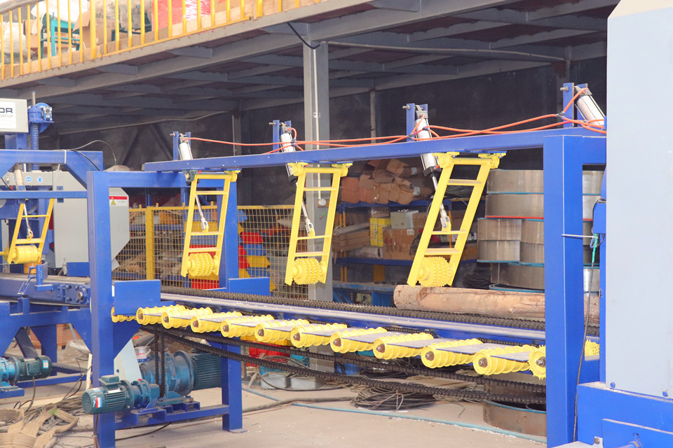 Wood Cutting Vertical Band Saw Twin Vertical Band Sawmill Production Line, big motor vertical saw