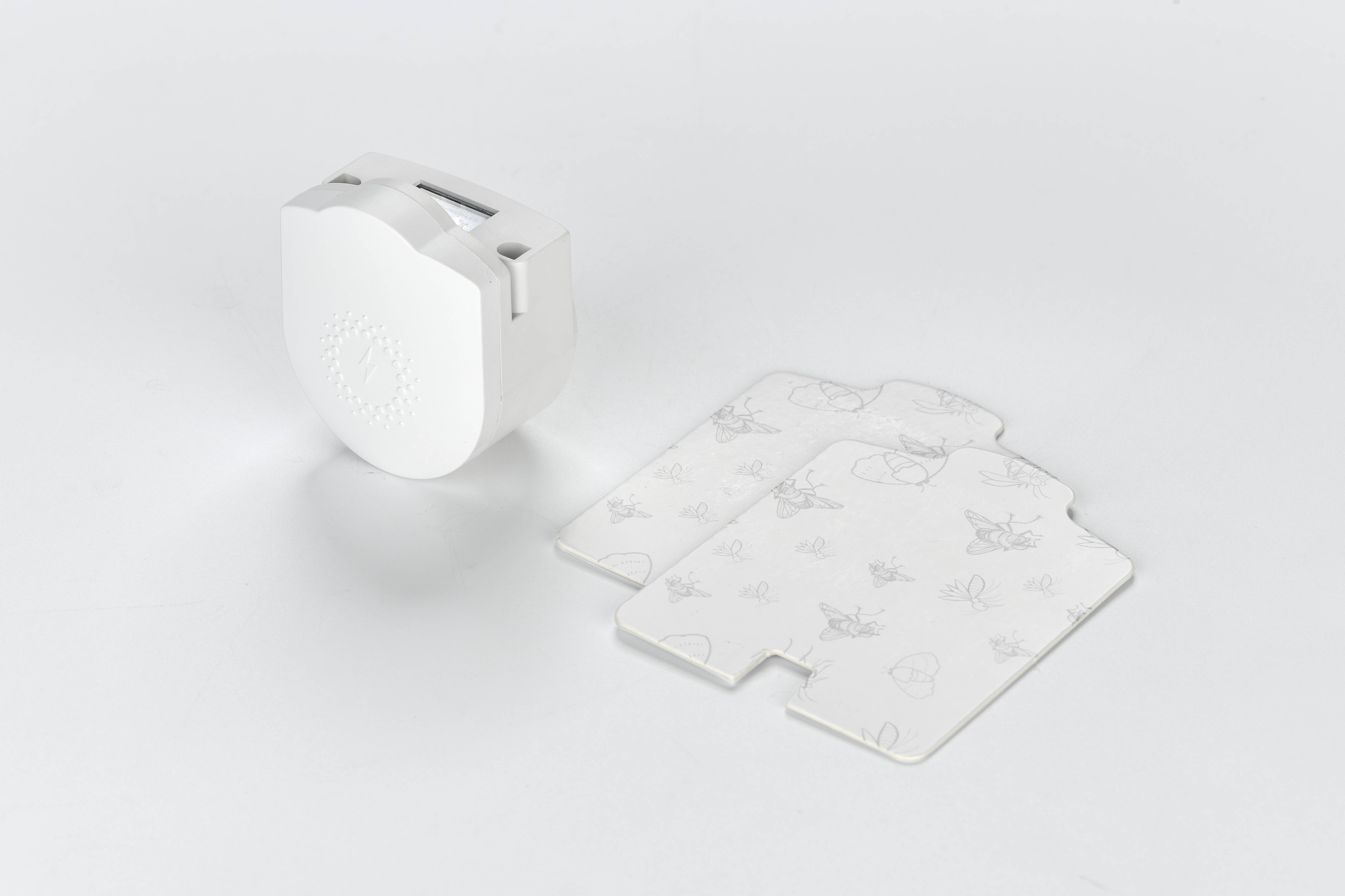 Mini UV395 Electric Mosquito Killing Plug-in Lamp with Solid State and Glue Paper