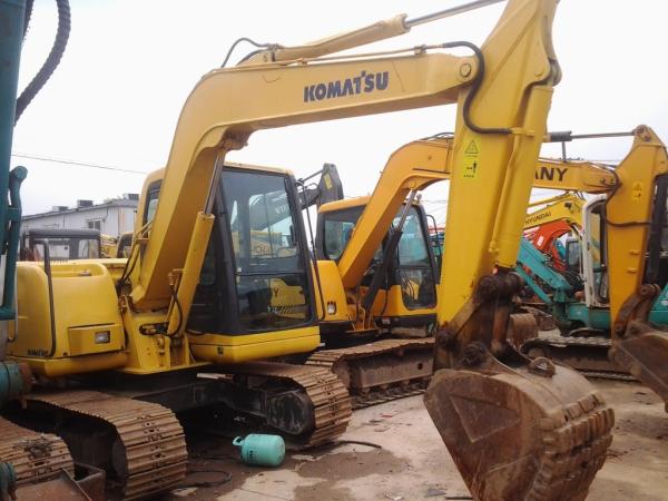 Buy cheap crawler moving type used komatsu PC60 mini crawler excavator from wholesalers