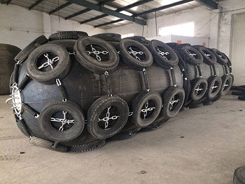 No Sheath D2.5 X L4.0 Pneumatic Rubber Fenders 50KPa