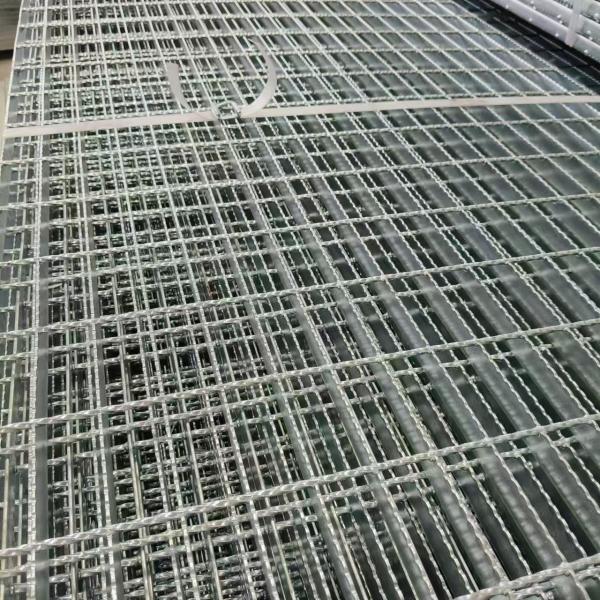 Buy cheap Galvanized Steel Gratings: Long-Lasting Rust Protection from wholesalers