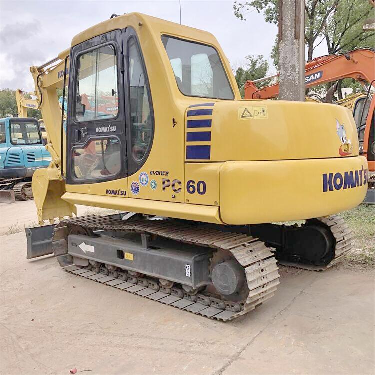 40 KW Original Hydraulic Pump Made in Japan 6 Ton Used PC60-7 Mini Excavator Komatsu Second