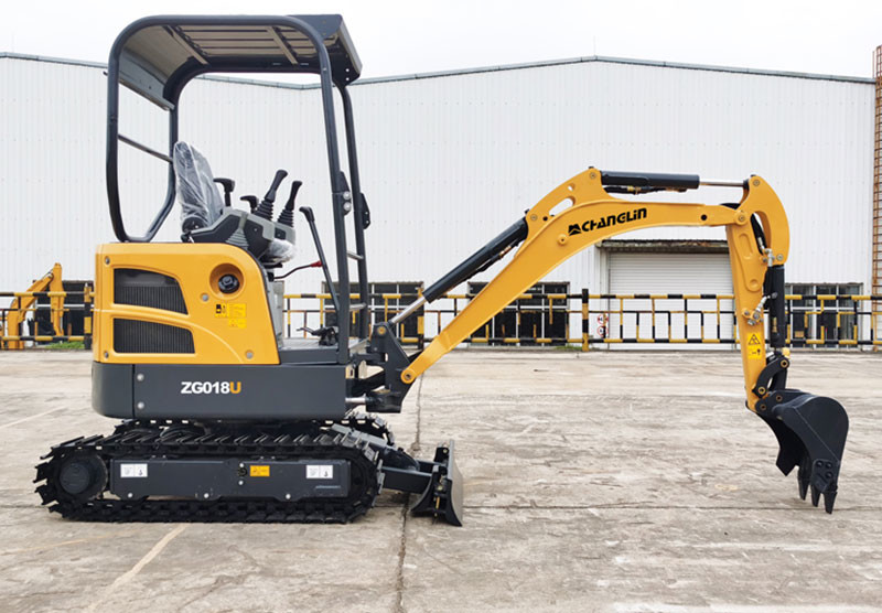 ZG018U Compact Mini Excavator Machine 14.5kW 2400rpm 15.2kW 2500rpm