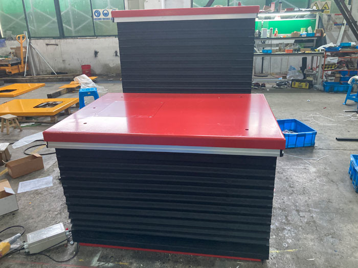 Q345B Stationary Lift Table For Manufacturing Industries Platform With Protective Cover