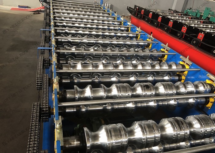 5.5kw Automatic Roll Forming Machine Cr12 Metal Roofing Equipment