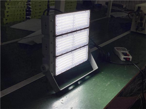 Quality LED High Mast Light Warm White IP65 200W Outdoor LED Flood Lights for sale