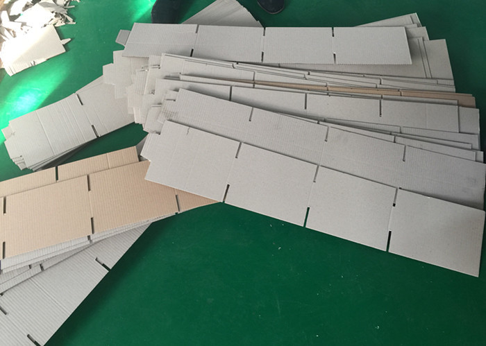 Four Link Slotting Corner Cutting Machine / Partition Slotter Machine