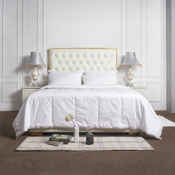 Buy cheap Luxury Hotel Quality Quilts , Super Soft Quilt Hotel White Fancy Feather Duvet Inner Home from wholesalers