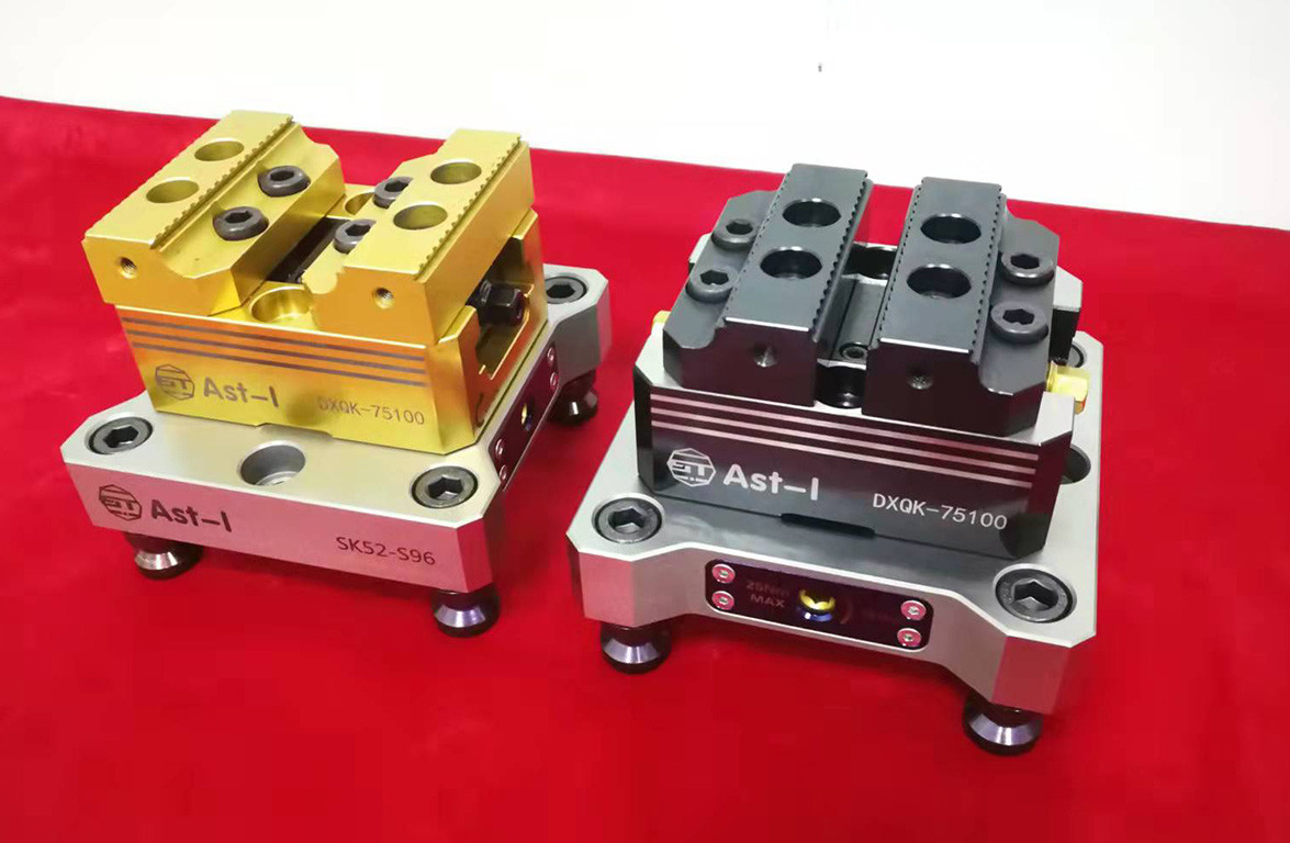 0.02mm 5 Axis Vise 60Nm Maual Self Centering Machine Vice 75100