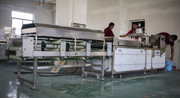 Buy cheap Electric 30cm 1300pcs/h Commercial Tortilla Machine from wholesalers
