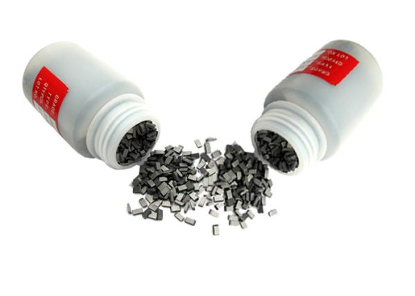 YG6 Grade Tungsten Carbide Saw Tips For Aluminum Cutting Working Perfect
