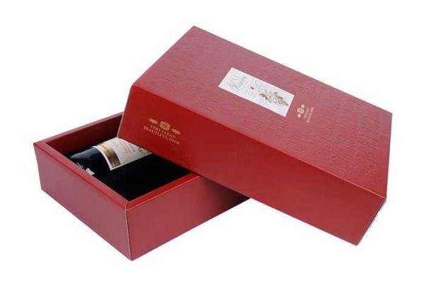 Buy cheap Hot Embossing Red / White Cardboard Gift Boxes With Handles Nontoxic UV Printing from wholesalers