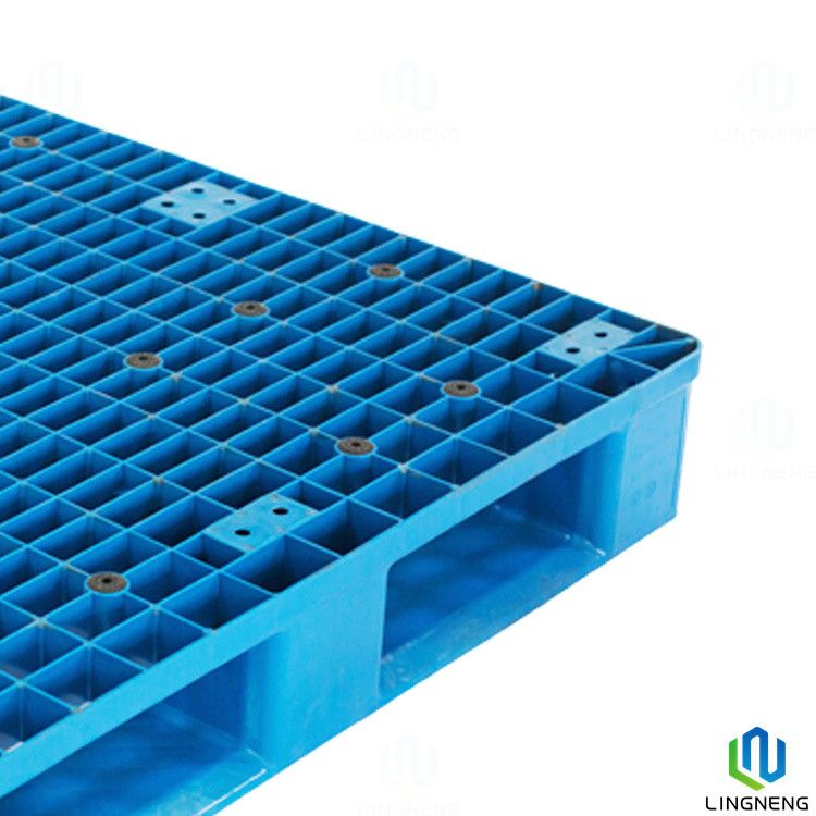 Industrial 4 Way Heavy Duty Plastic Pallet Single Face 1000*1000*160mm