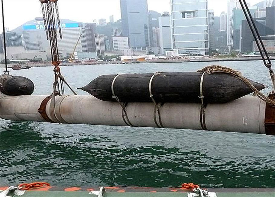 The world's best-selling inflatable rubber airbags assist ships in launching and launching, and can be customized