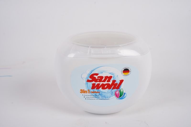 Laundry Pods sterilizing and mite killing concentrated fragrance eight times clean laundry detergent