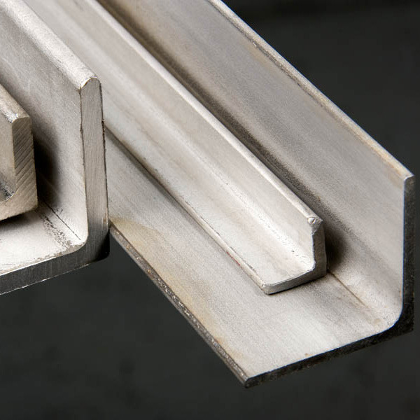 Hot Rolled 304 Stainless Steel Angle 8K HL 2D Bending