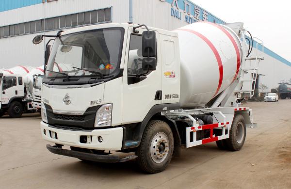 Mixer Truck Concrete Liuqi 4×2 With 6 Tires Small Cement Mixer 4 Cubic Tanker