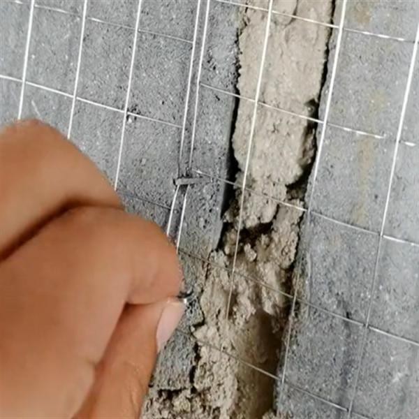 Buy cheap Construction Fence Mesh Welded Wire Mesh Low Carbon Steel 12.7mm X 12.7mm from wholesalers