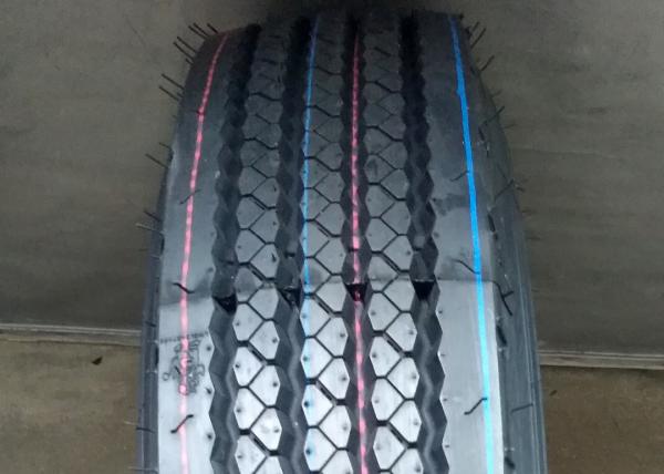 6.00R14LT Truck Bus Radial Tyres D Load Range With Reinforced Shoulder /