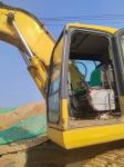 Second hand Komatsu 220-7 excavator, excavator produced in Japan