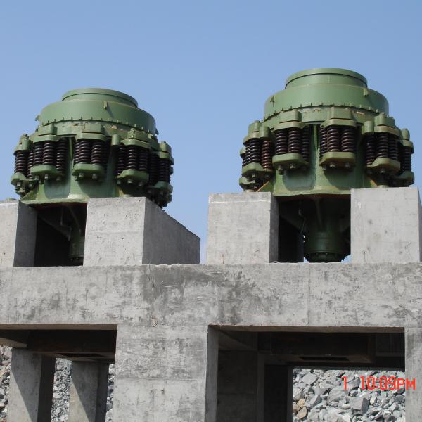 Buy cheap 330-725t/h Mining Rock Crusher 250-300kW Cone Crushing Machine from wholesalers
