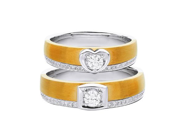 Buy cheap Heavy Texture Inlaid Diamond 10g Gold Engagement Couple Rings from wholesalers
