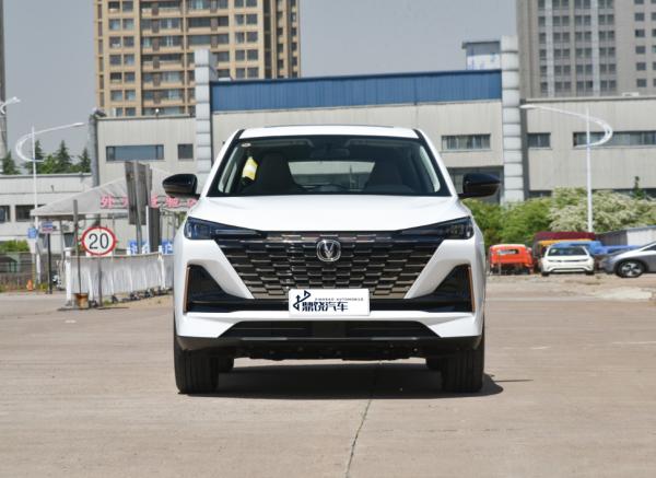 Buy cheap Automatic Changan Car Electric Changan C55 Plus 2024 Adult Personal Turbo 1.5L Gas Oil Car from wholesalers