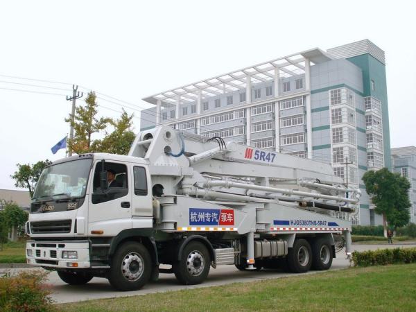 Buy cheap 47m Isuzu Concrete Pump Truck Mounted 8x4 / Concrete Placing Equipment from wholesalers