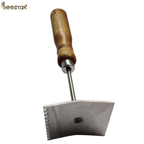 Buy cheap Beekeeping Tool Excluder Cleaning Shovel With Wooden Handle for beekeeping from wholesalers