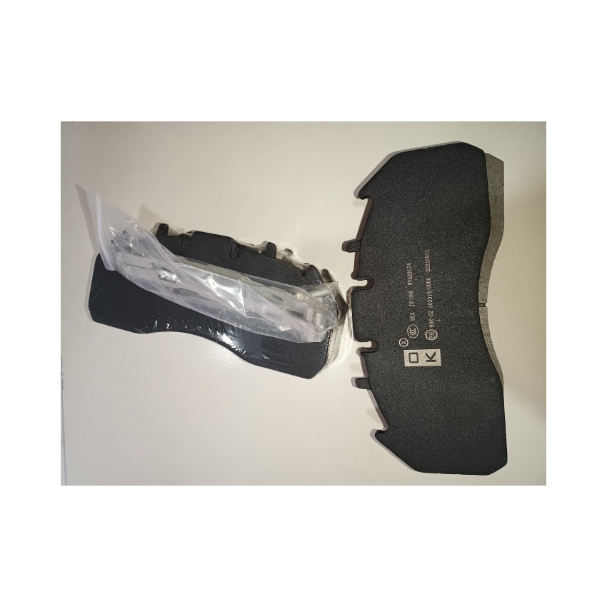 Semi Metal/Ceramic Brake Pad WVA29174/5001864363 for Volvo Truck T/T 30% Payment Term