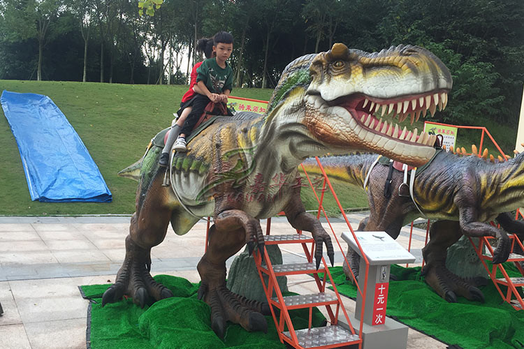 Rain Proof Animatronic Dinosaur Ride With Soft Silicone Rubber Skin For Park