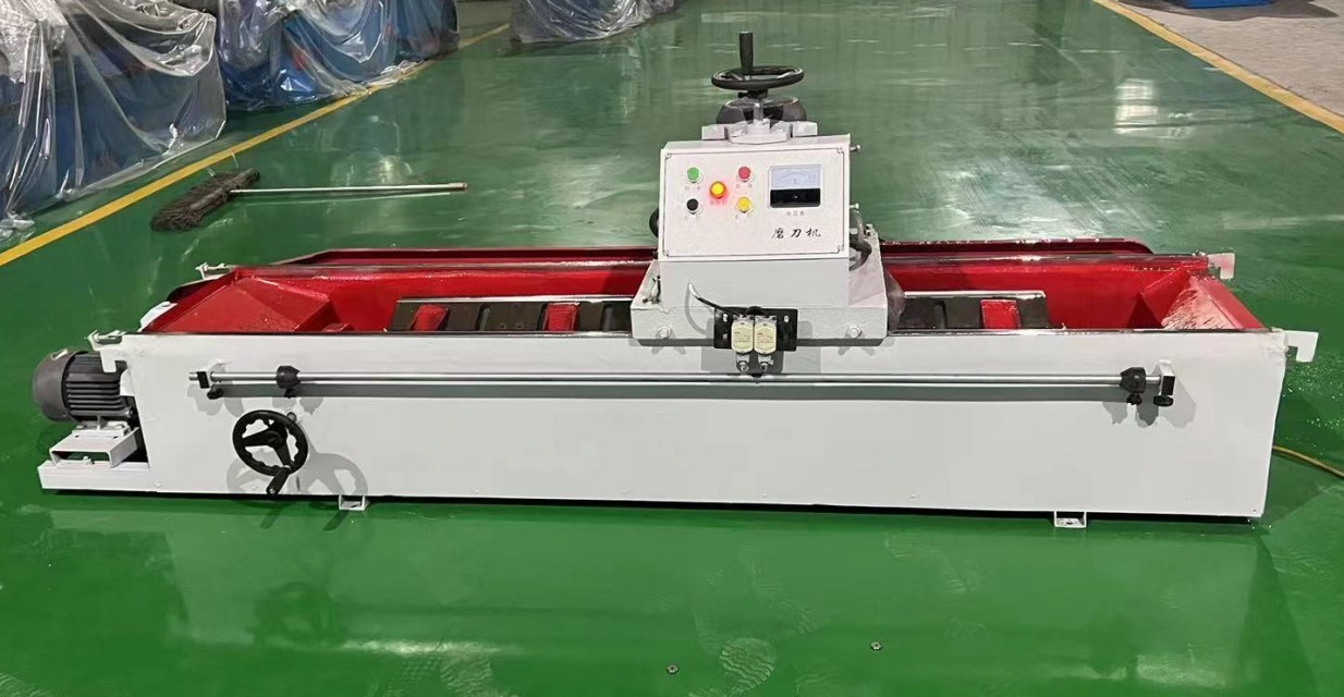 wood chipping machine/wood chipper shredder for sale, nail wooden pallet crusher shredder machine