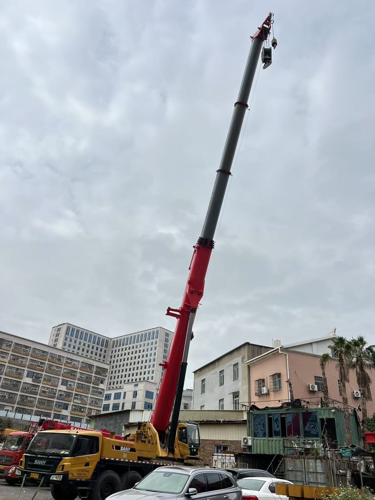 Hydraulic Straight Arm Mobile Truck Crane 90 Tons Max Working Height 66 Meters Direct Source 2021 Year Production