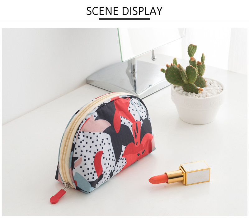 Water Resistant Shell Shape Polyester Cosmetic Bag For Trip