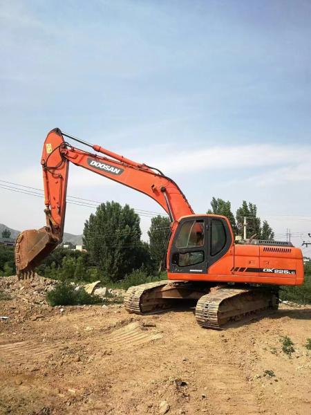 Buy cheap Heavy Duty Doosan Dx225 Excavator for Sale - Ideal for Construction and Mining Applications from wholesalers