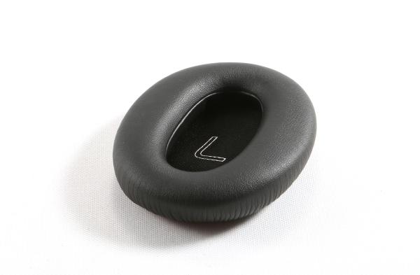 noise-canceling ear pad black colour accessories for the headphone wired