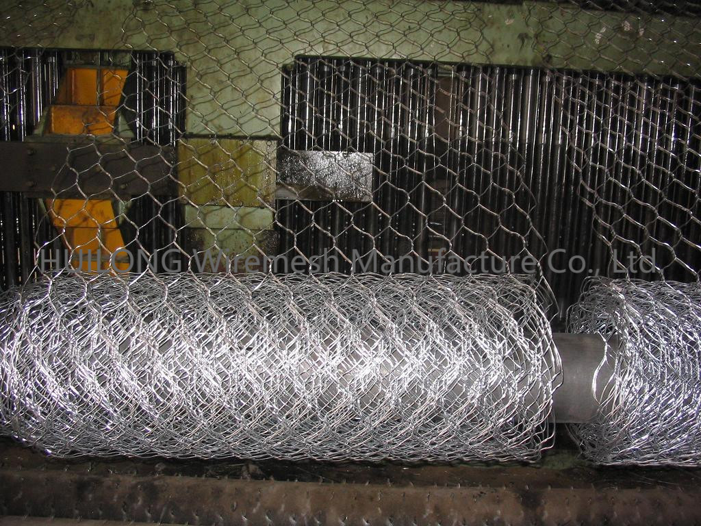 13mm Mesh Opening Hexagonal Wire Netting , 20 GA Galvanized Chicken Mesh