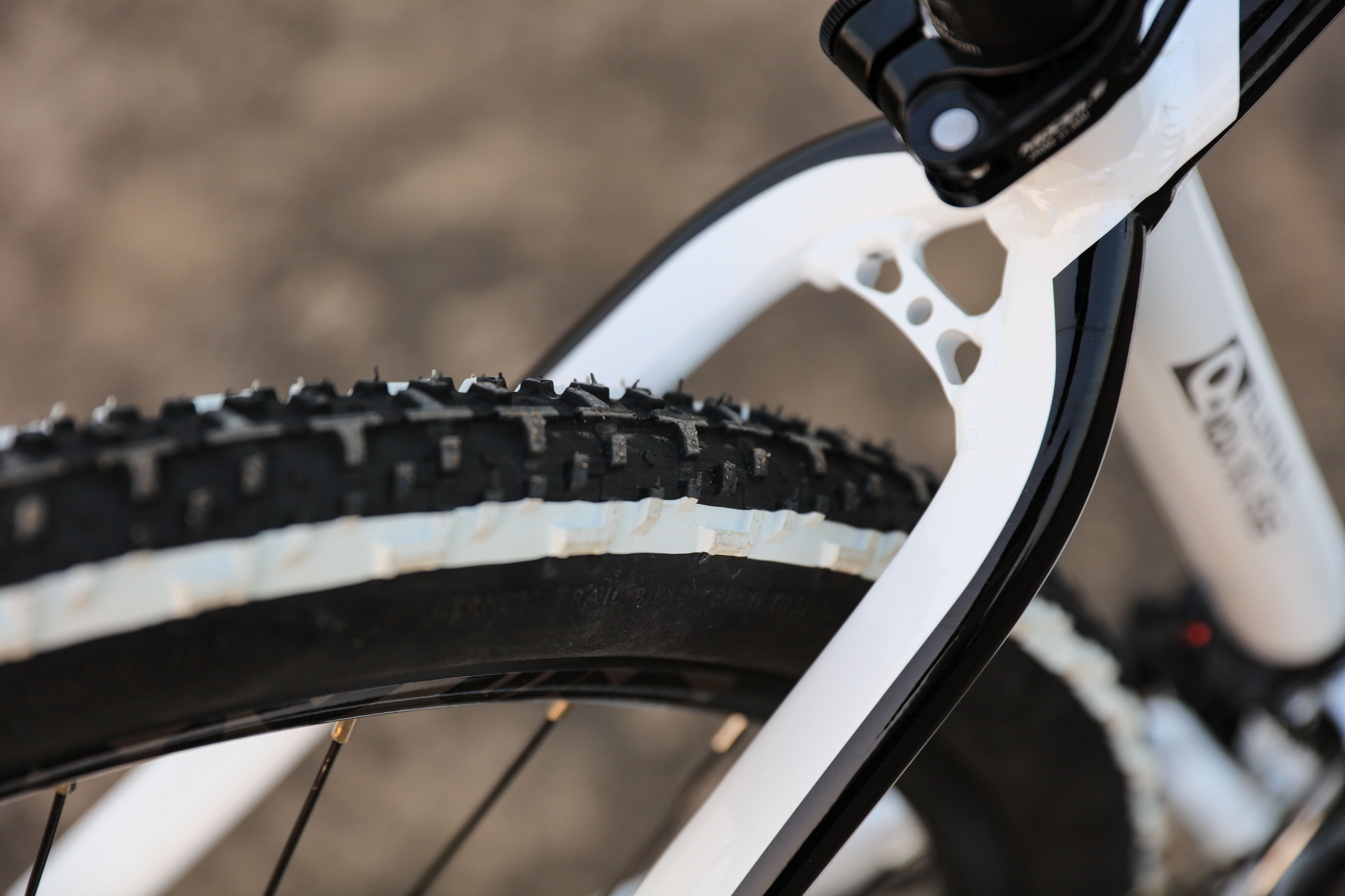 Lockout Hydraulic Front Fork 27.5 Inch MTB Mountain Bike with MISSILE Alloy Seat Post