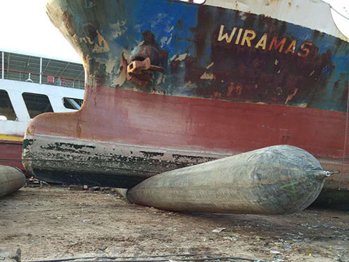 18000 Ton Freighter Ship Launching Airbags Dia 1.8m Boat Airbags