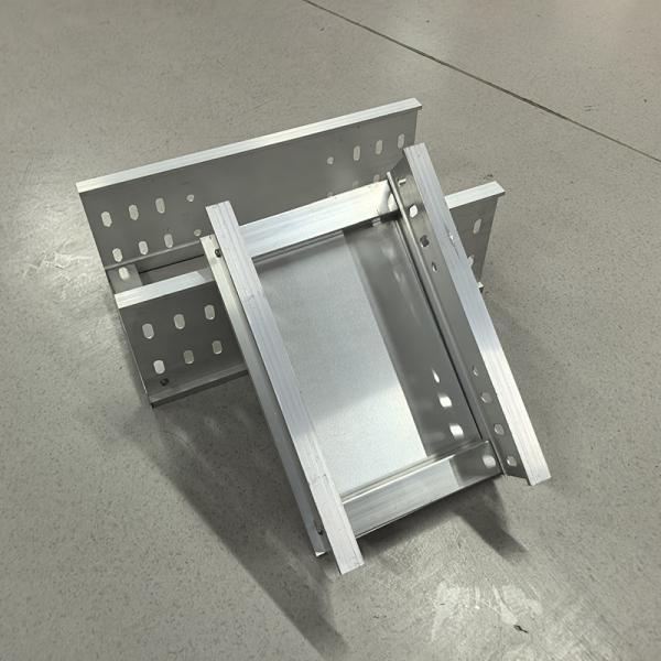 Buy cheap Medium Duty Aluminum Cable Tray Sizes 100mm-1000mm Cable Tray Slotted from wholesalers