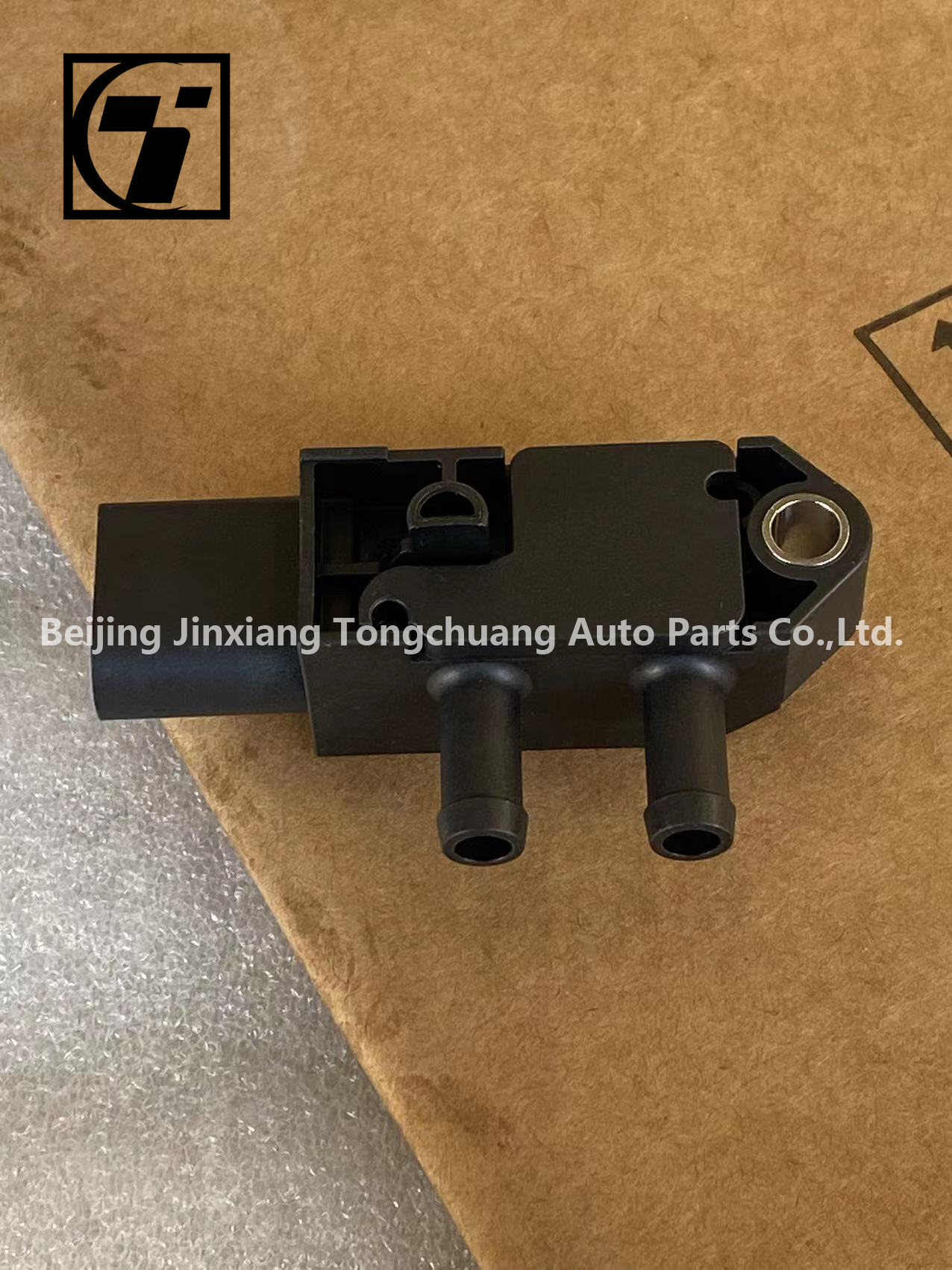 Foton Aumark AUCAN 2.5 Engine DPF Differential Pressure Sensor PV10002016 for Benefit