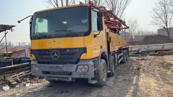 Cylinder Type Structure Used Putzmeister 46m Benz Concrete Pump Truck for