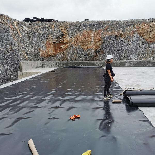 Buy cheap 500 Micron Hdpe Geomembrane Pond Liner 1mm UV Resistance from wholesalers