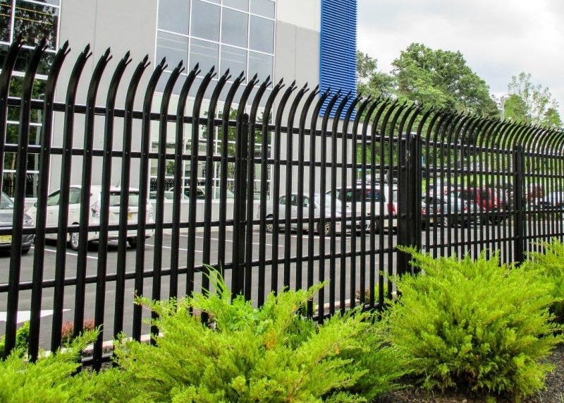 3 Rail Triple Pointed Steel Palisade Fencing Include Fixing