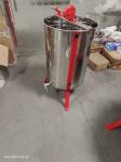 4 Frame 201 Stainless Steel Manual Honey Extractor With Metal Stand And SS Honey