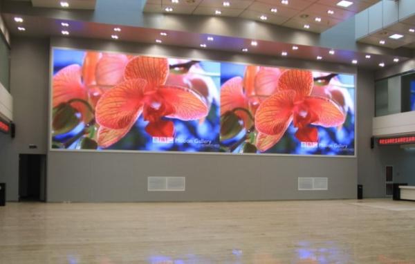 Buy cheap 860cd/ M2 Curved Video Wall LED Digital Signage Display 196V To 264V from wholesalers