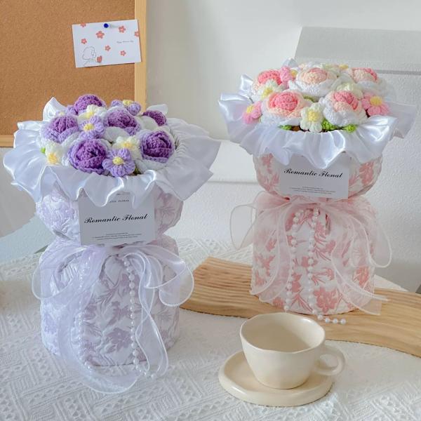 Qixi Festival Gifts Knitted Rose Flower Bouquets Gradient Rose Flowers Gifts for