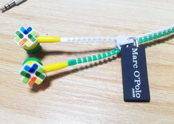 Buy cheap Wired Stylish Stereo Sound Zipper Style Earphones Earbuds EARLISTEN from wholesalers