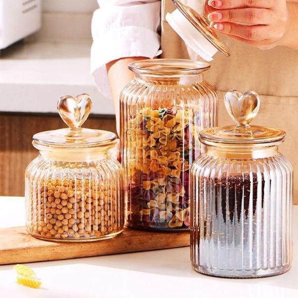 Heart shaped lid, glass jar, sealed jar, colored storage jar, household flower